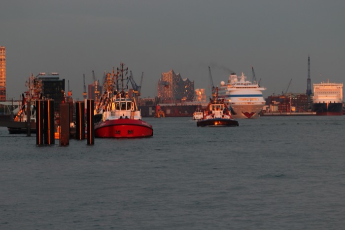 Blick auf de Elbphilharmonie